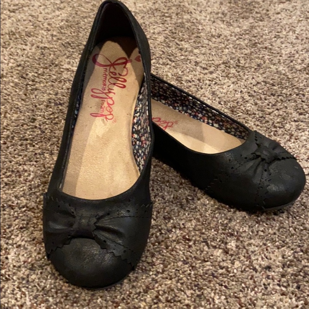 Women’s Black Flats